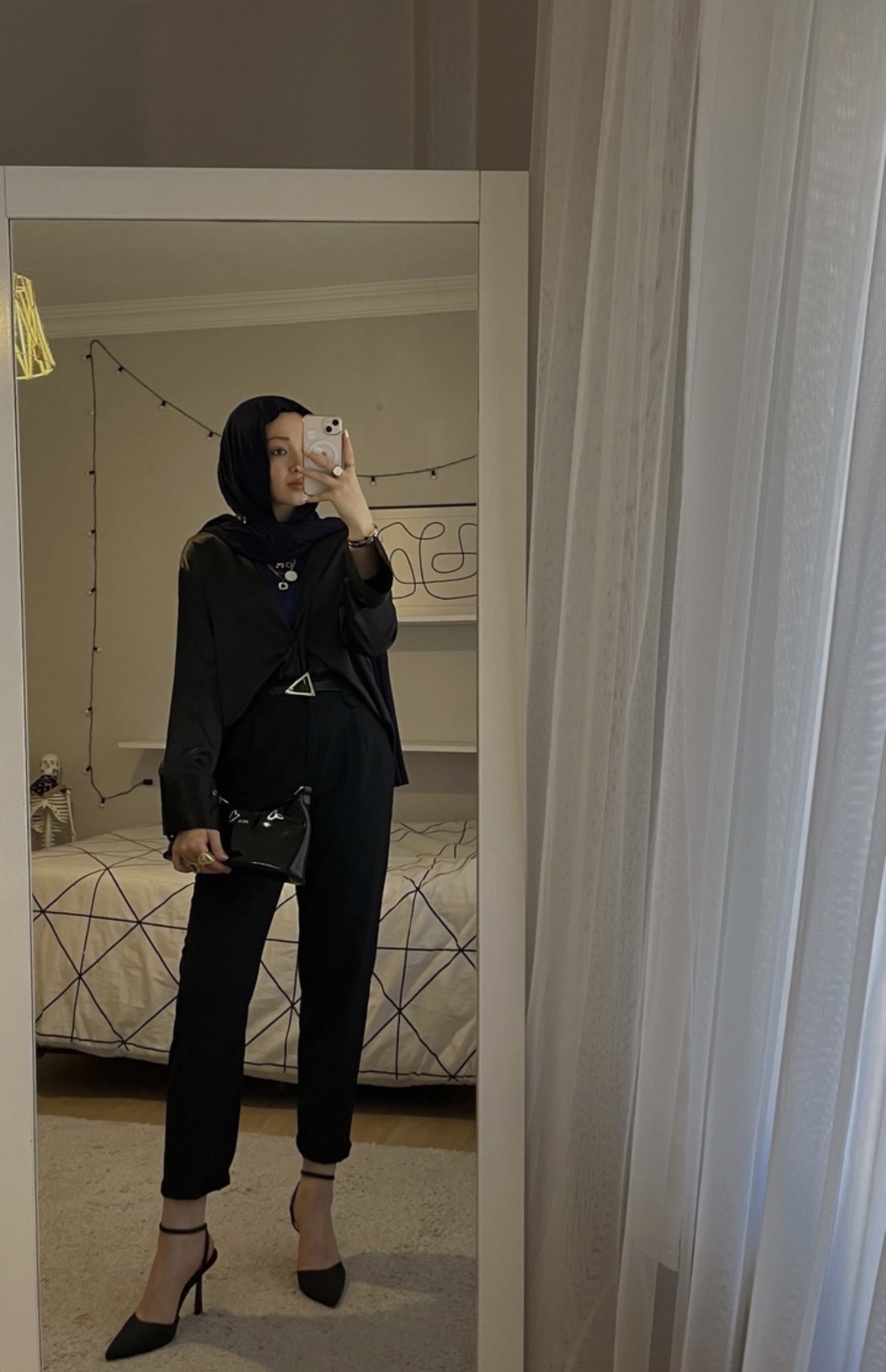 Çukurova Güzel ve Enerjik Kadın Escort Gülten